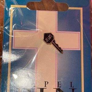 Vintage 1998 AUTOM LAPEL PIN  Gift  NEW!!  KEY Hat pin HOUSE RARE